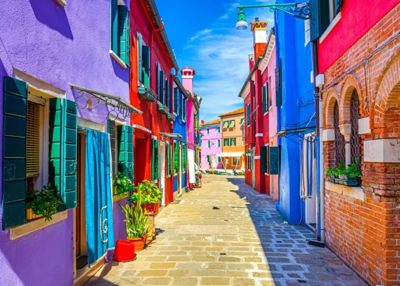 Puzzle Maisons Colorées - Burano - 500 à 999 pièces van Bluebird Puzzle – doos