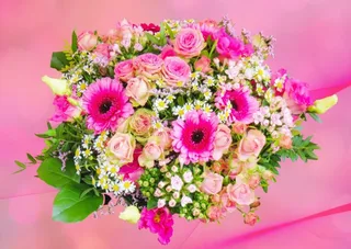 Puzzle Pink Bouquet of Roses - 500 à 999 pièces de Bluebird Puzzle – boîte 1 sur 2