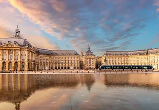 Puzzle Place de la Bourse, Bordeaux, France - 1000 pièces de Bluebird Puzzle – boîte 1 sur 2