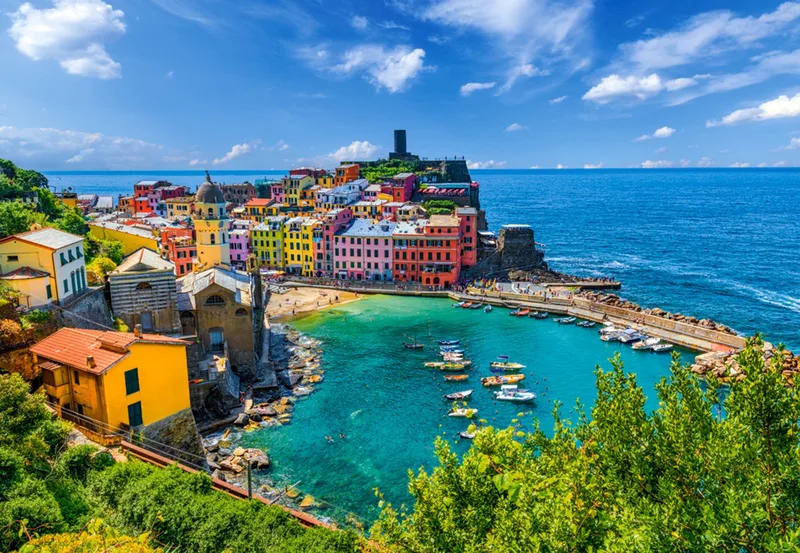 legpuzzel Vernazza Italië - 1000 stukjes puzzelspel. fra Castorland, Flerfarvet-udgave – æske
