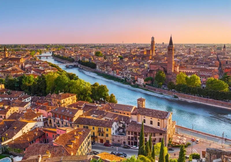 Puzzle Vérone, Italie - 500 à 999 pièces van Castorland – doos