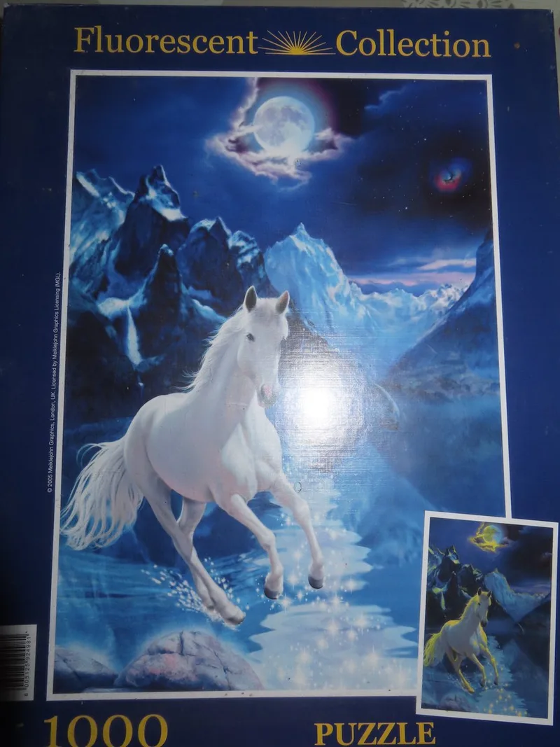 Legpuzzel - 1000 stukjes - Fluorescent - The white stallion van Clementoni, editie Meerkleurig – doos