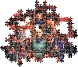 Puzzel - Stranger Things - Seizoen 5 - 1000 stukjes - Inclusief poster fra Clementoni, Flerfarvet-udgave – æske 4 af 5