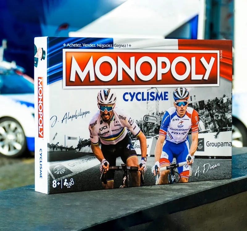 Cyclisme - Edition Français from Hasbro Gaming – box
