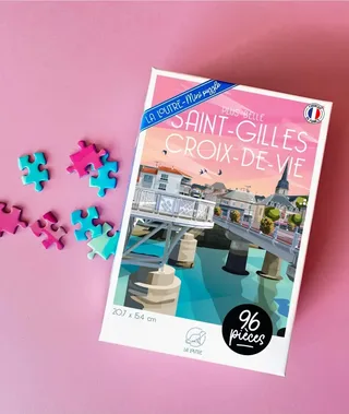 Puzzle Puzzle Mini 96 Pièces - Plus Belle SAINT-GILLES CROIX-DE-VIE - 51 à 99 pièces van La Loutre – doos 1 van 2