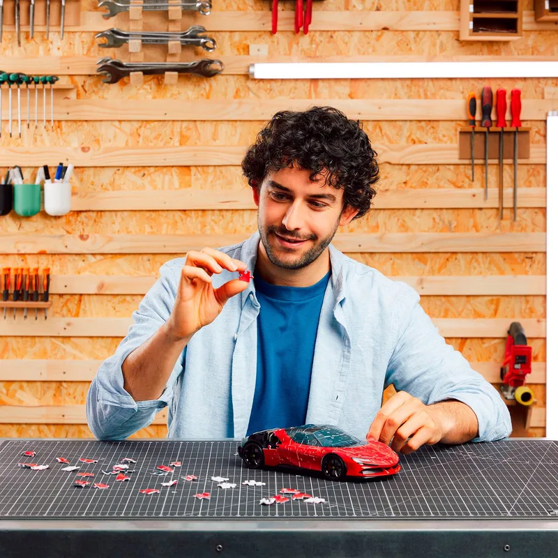 Ferrari SF 90 Stradale - 3D Puzzel voor Kinderen en Volwassenen van Ravensburger, editie Meerkleurig – doos 2 van 5