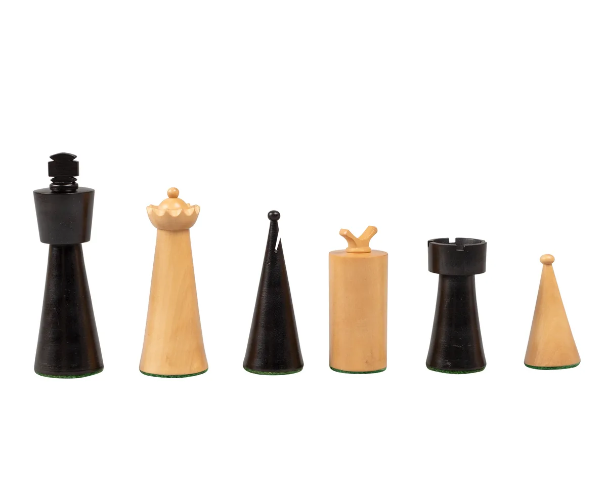Art Deco-geëboniseerde buxushouten schaakstukken - 8,9 cm van Regency Chess – doos