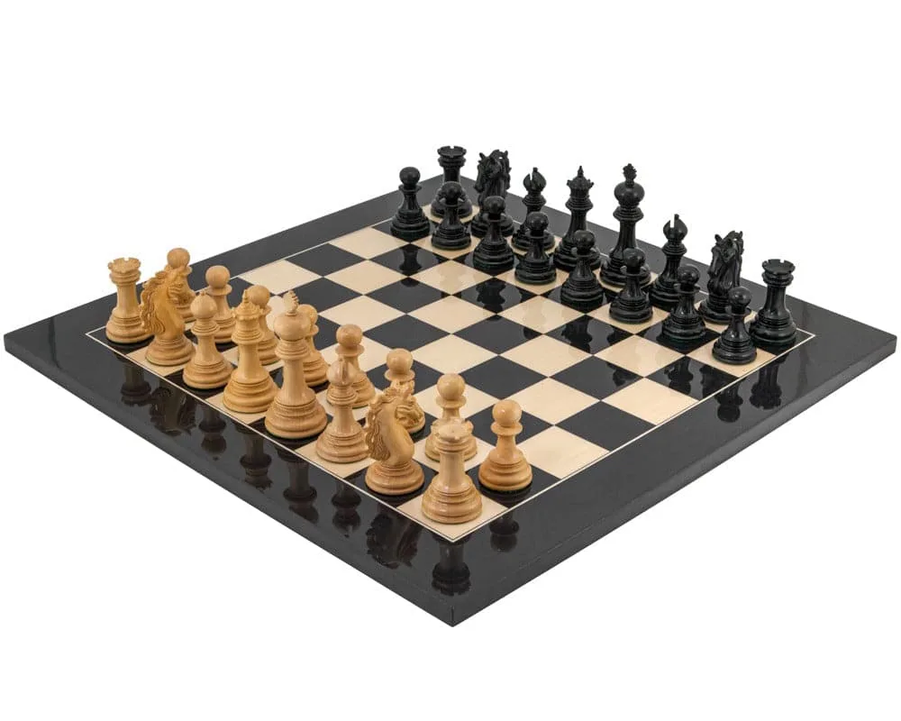 Constantine-serie ebbenhouten schaakset van Regency Chess – doos
