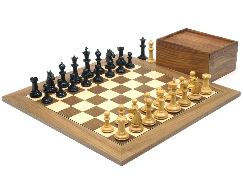 De Bath-Schaakset van ebbenhout en walnoot van Regency Chess – doos