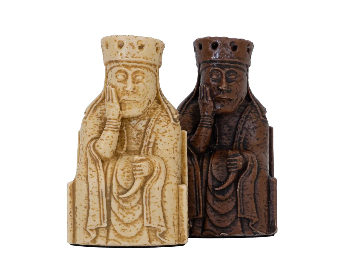 Isle of Lewis - extra dames (schaakstukken), middelgroot de Regency Chess – boîte