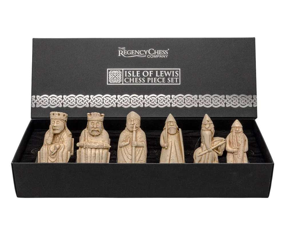 Isle of Lewis-schaakstukken cadeauset de Regency Chess – boîte