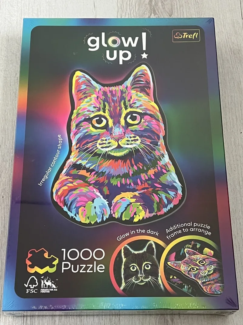 Glow-in-the-dark Puzzel Vos 1000 Stukjes from Trefl, Neonkleuren edition – box