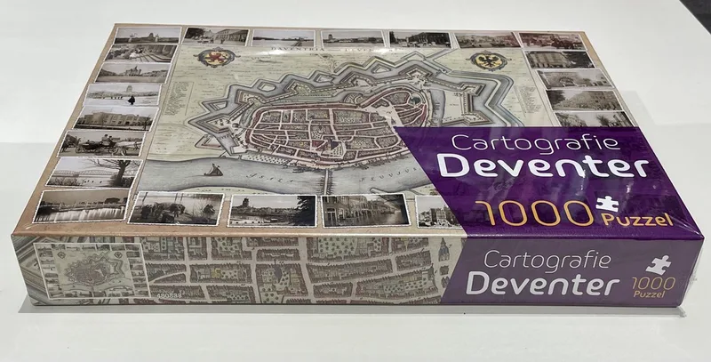 Puzzel Deventer Cartografie - Nostalgische puzzel oude binnenstad Deventer 1000 Stukjes van Tucker's Fun Factory, editie Deventer – doos