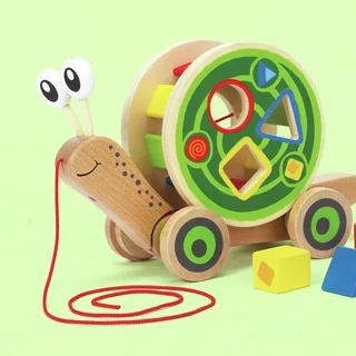 Nachziehspielzeug Schnecke aus Holz von Hape, Ausgabe Mehrfarbig – Schachtel 1 von 4